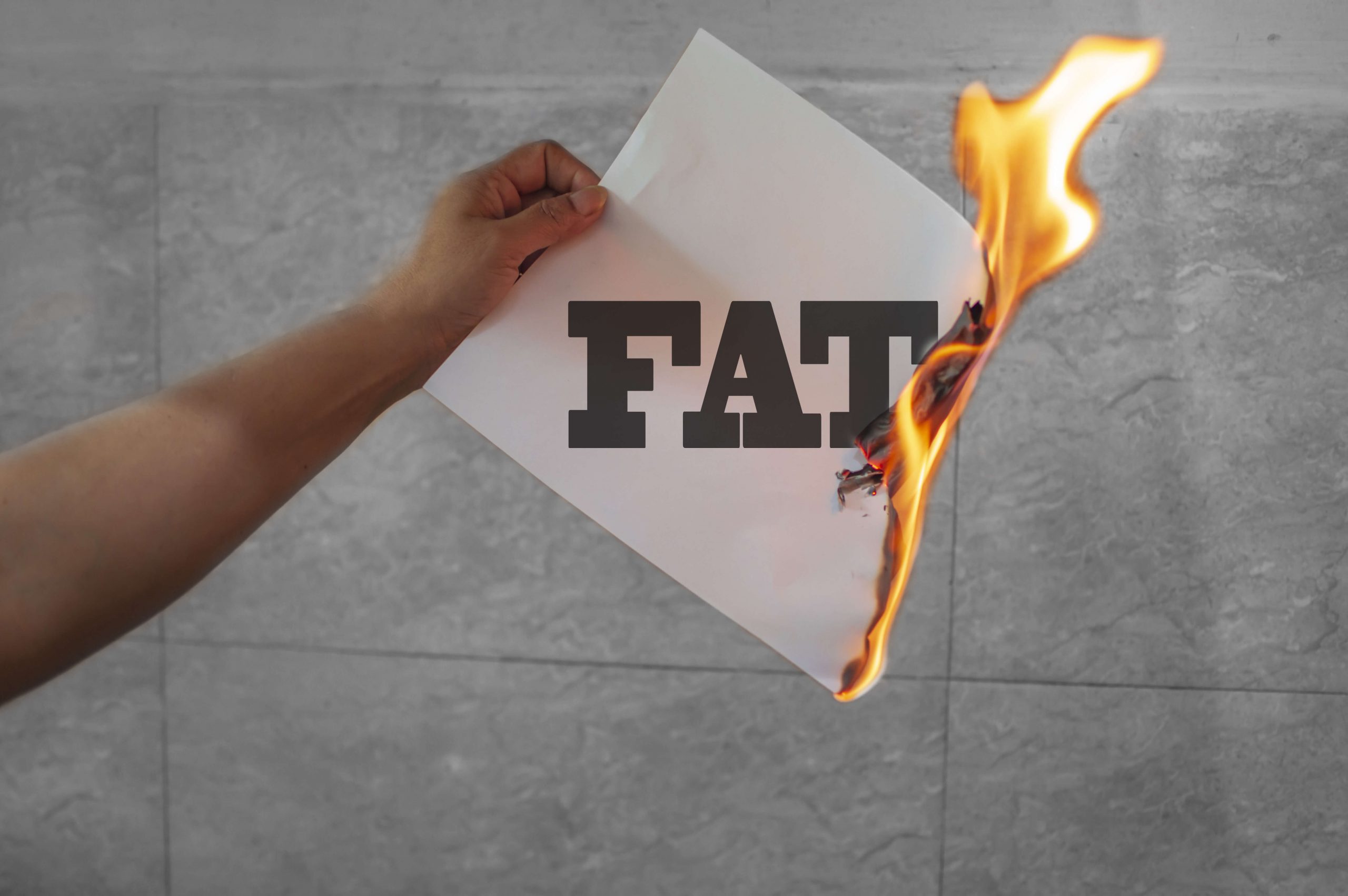 体重が1キロ減った時の体脂肪は何グラム落ちる？