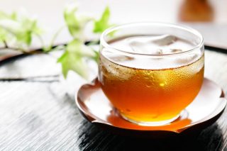 飲み物をコーラから麦茶に変えるとどれくらい糖質を減らせる？（ダイエット計算ドリル⑨－4）